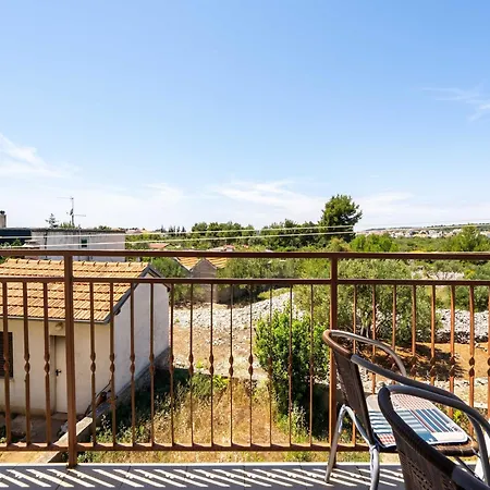 Apartment In Near Sea Rogoznica (Sibenik-Knin)