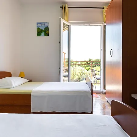 Apartment In Near Sea